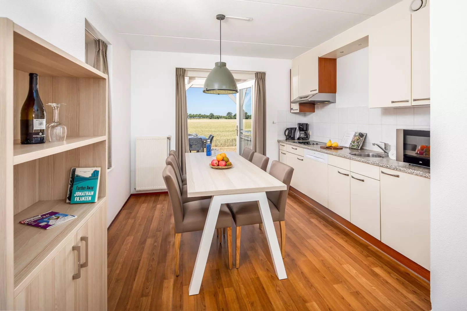 Aquadelta 43-Eetkamer