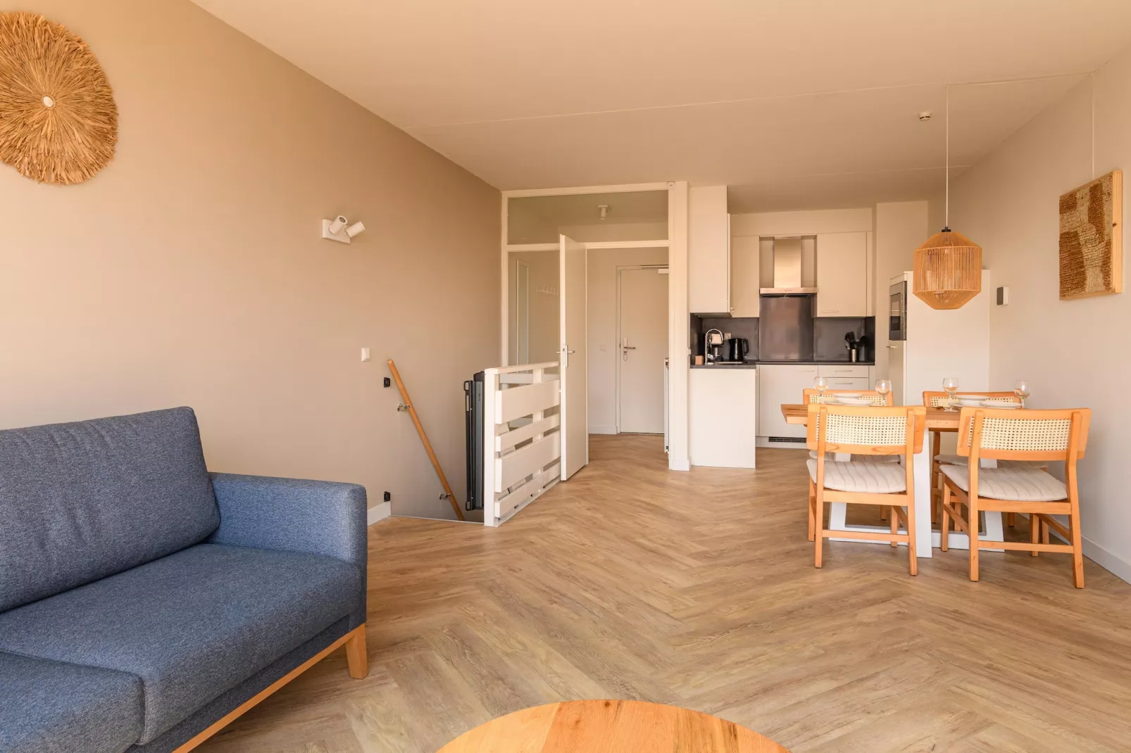 Apartement Comfort 4BR-Woonkamer