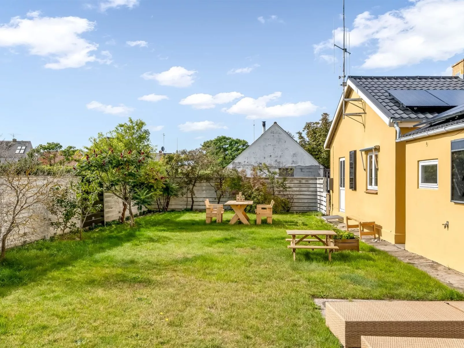 "Alpi" - 270m from the sea-Buiten