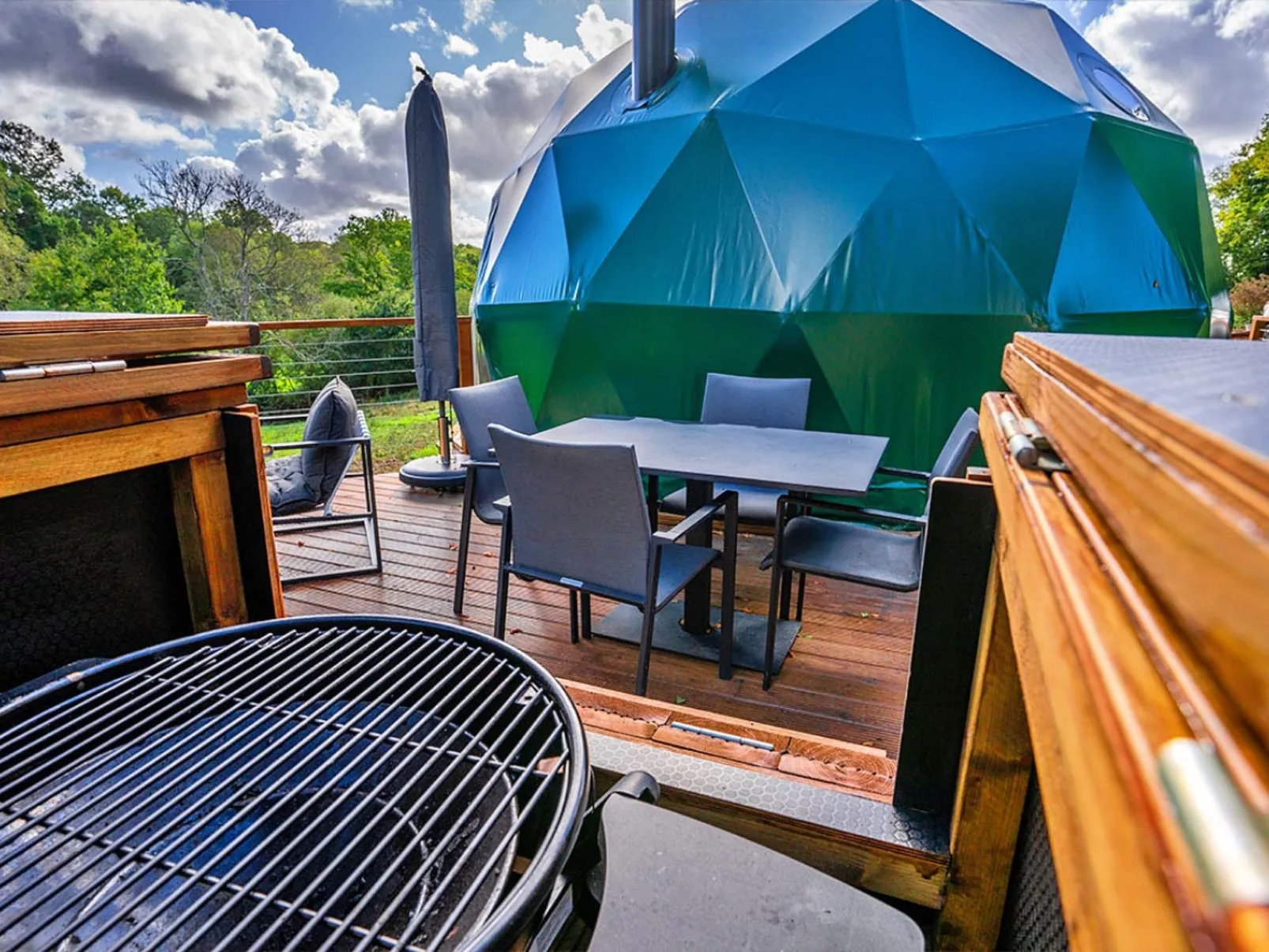 Wakehurst Luxury Dome-Buiten