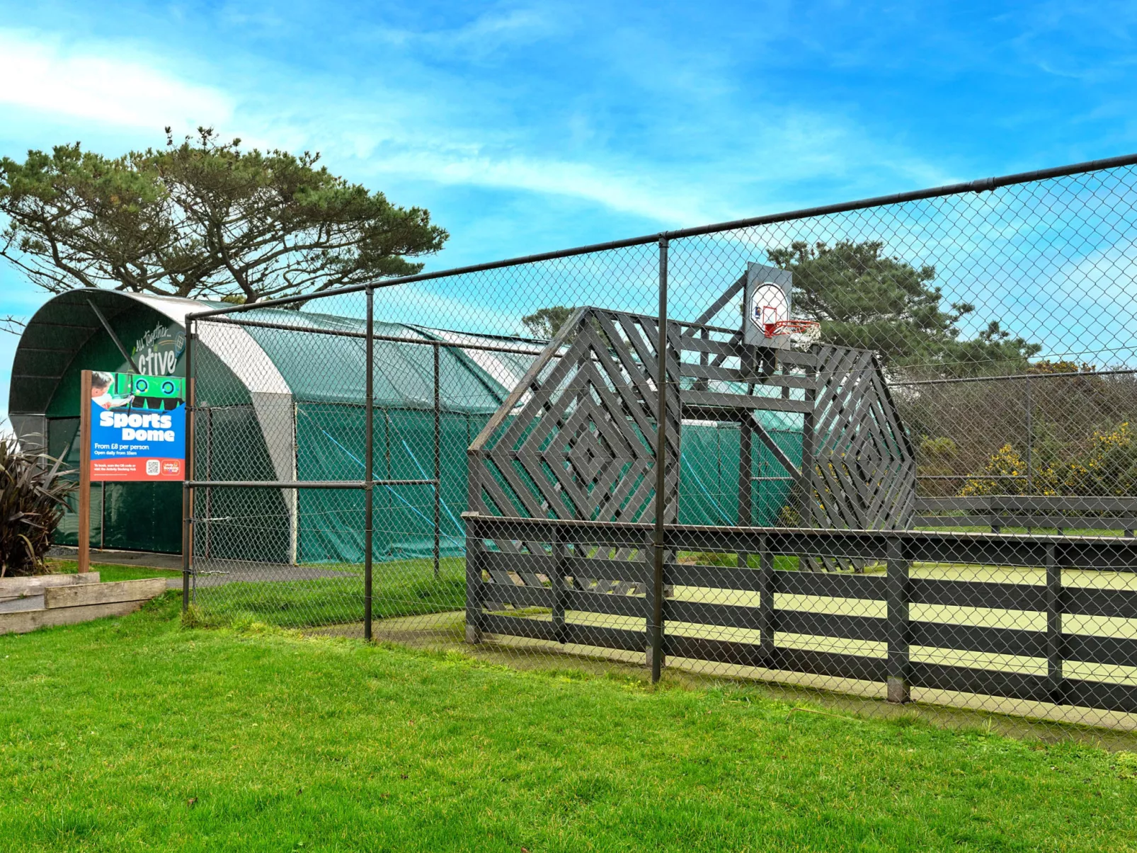 Phoenix Retreat-Buiten