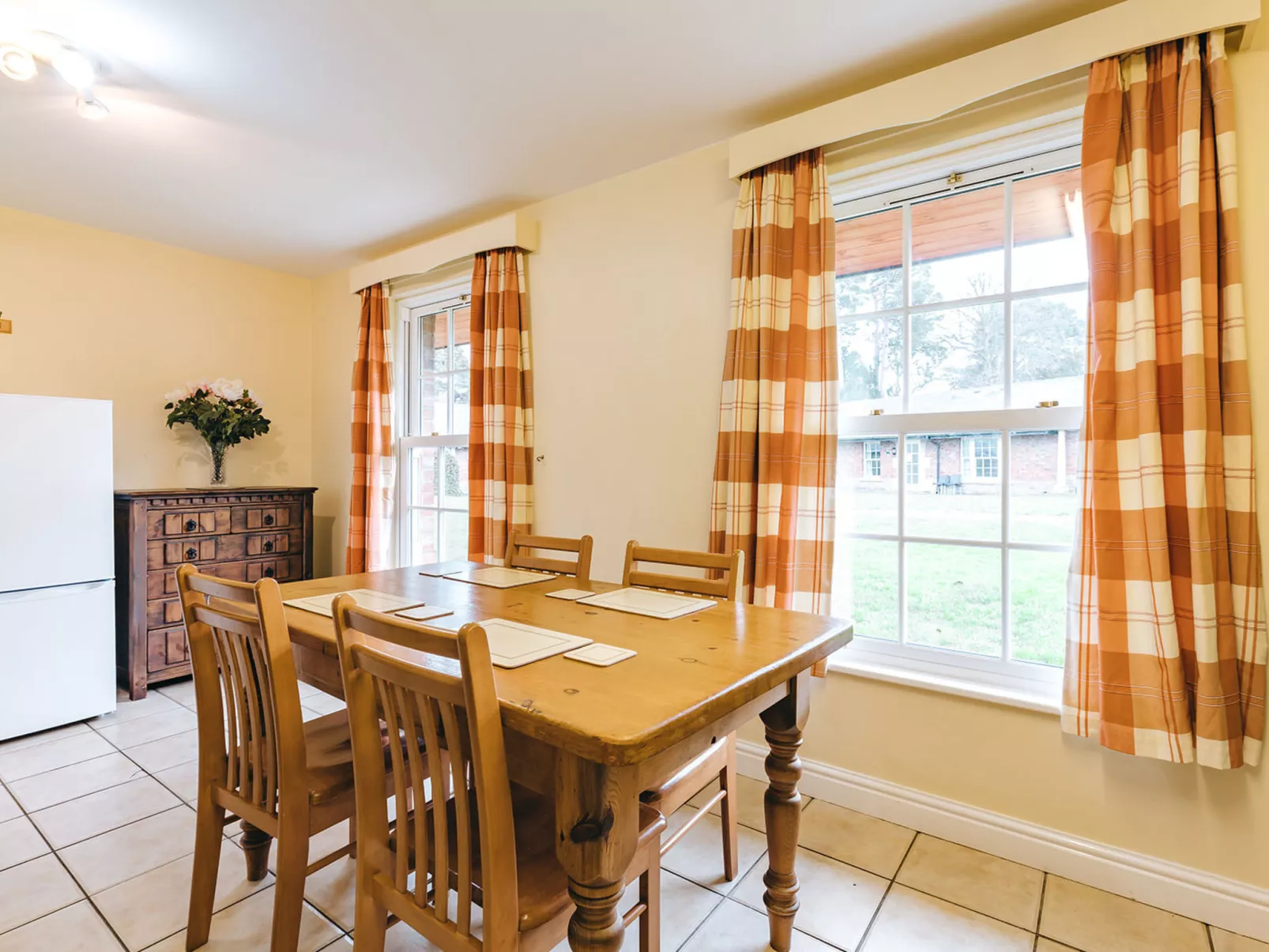 Netley Hall - Thyme-Binnen