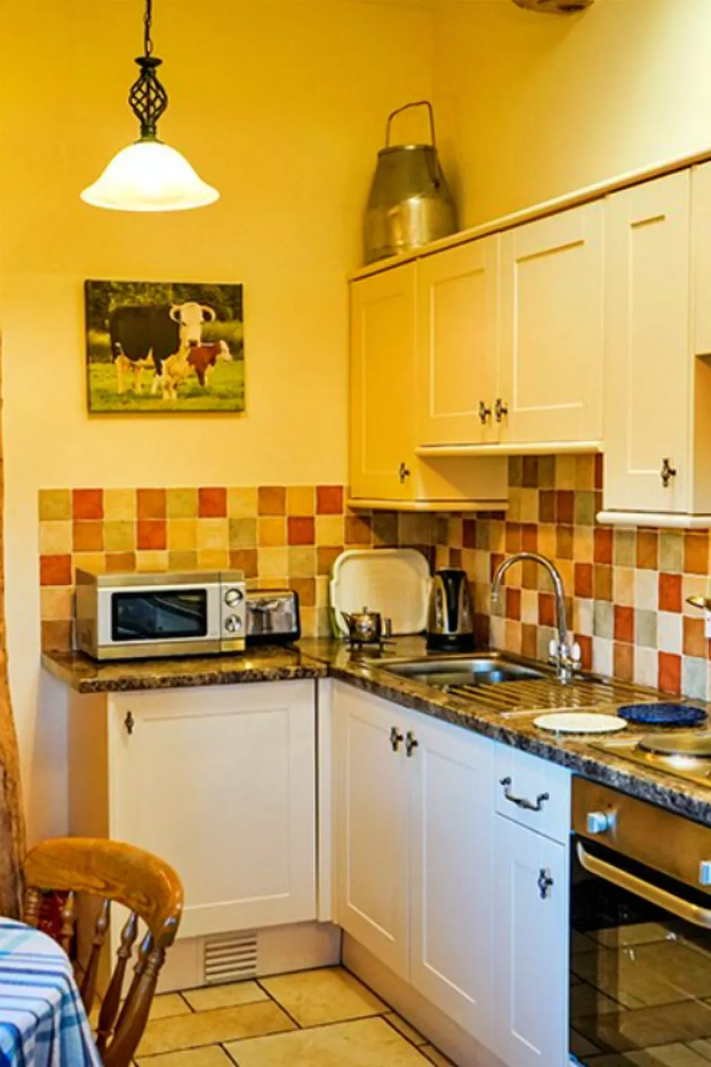 The Dairy at Morrells Wood-Binnen