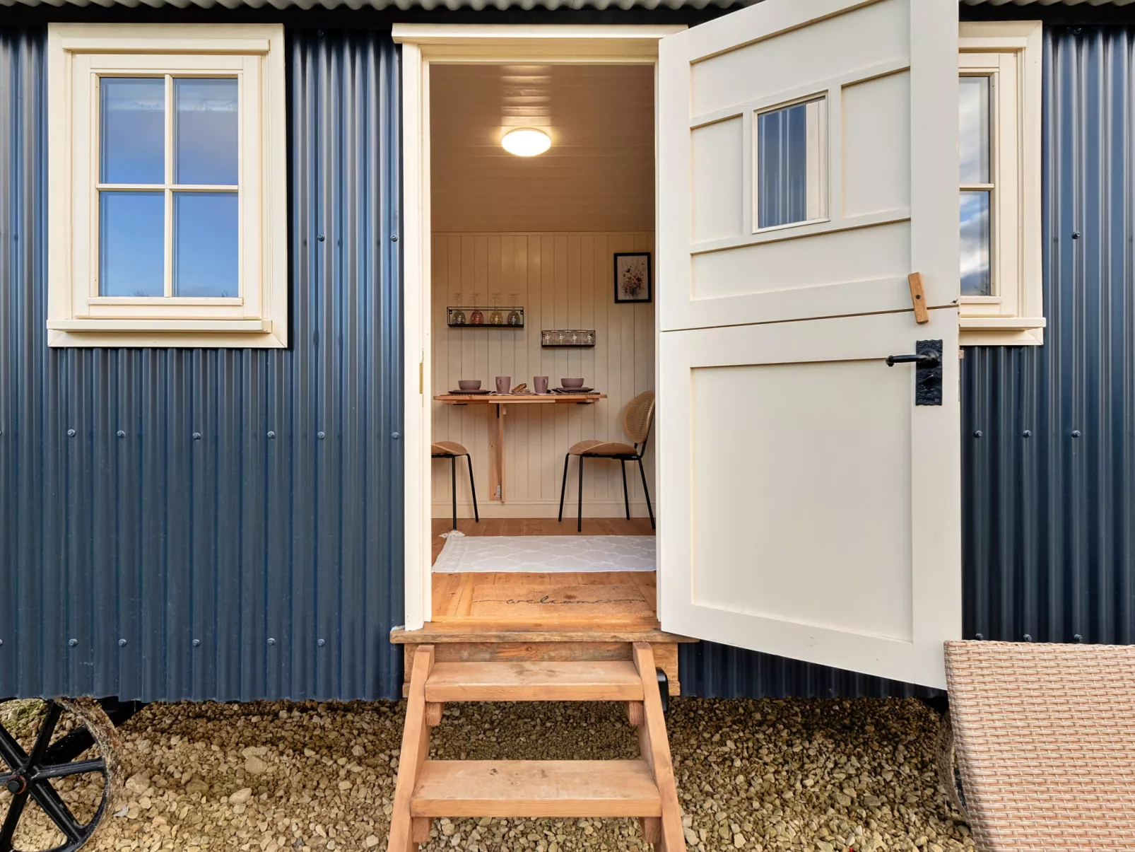 The Chicken Hut-Buiten