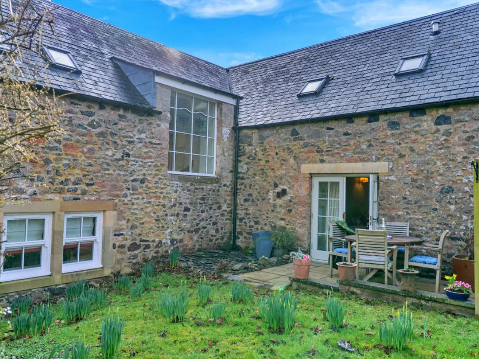 The Wheel House-Buiten