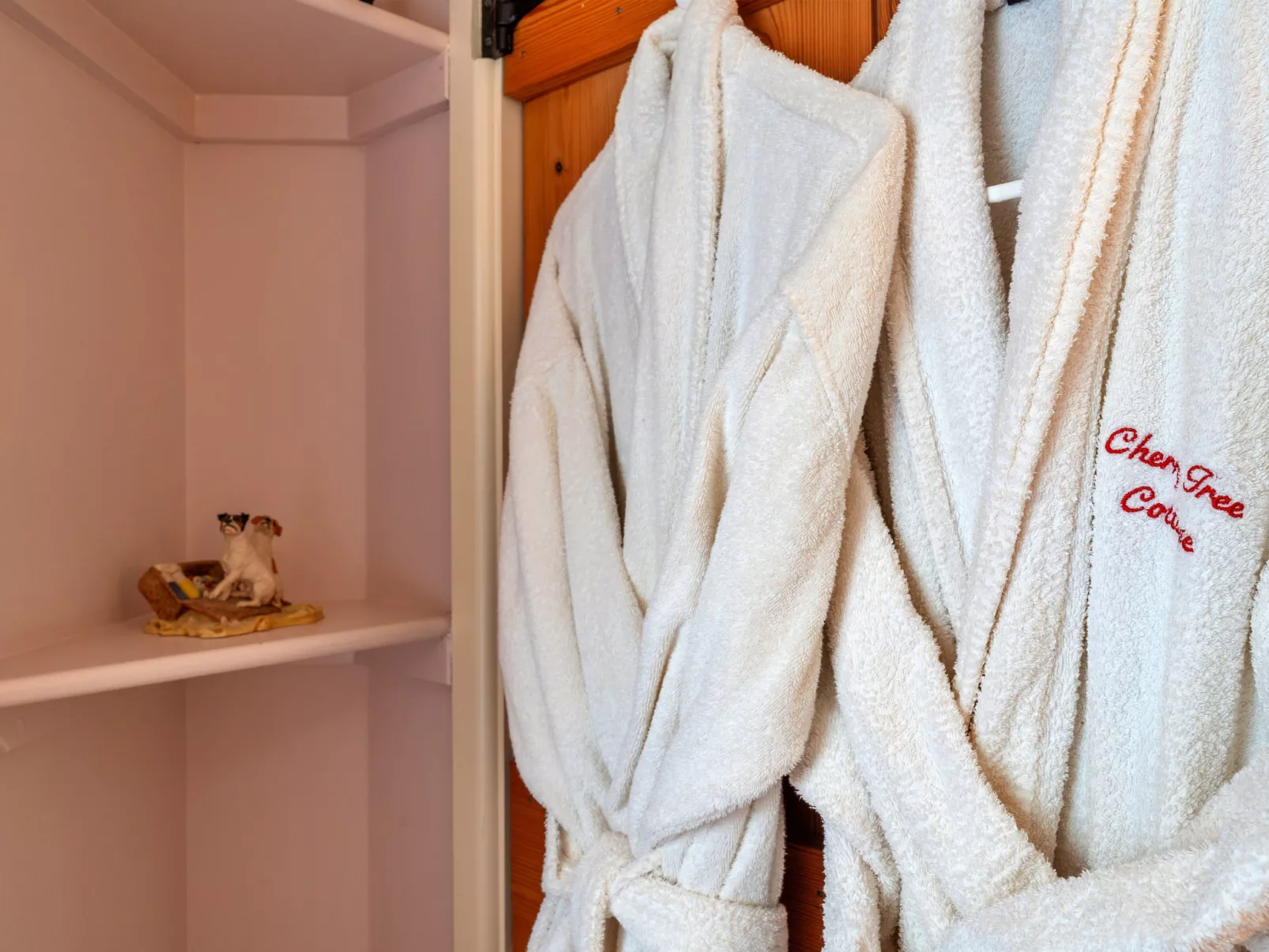 Cherry Tree Cottage-Binnen