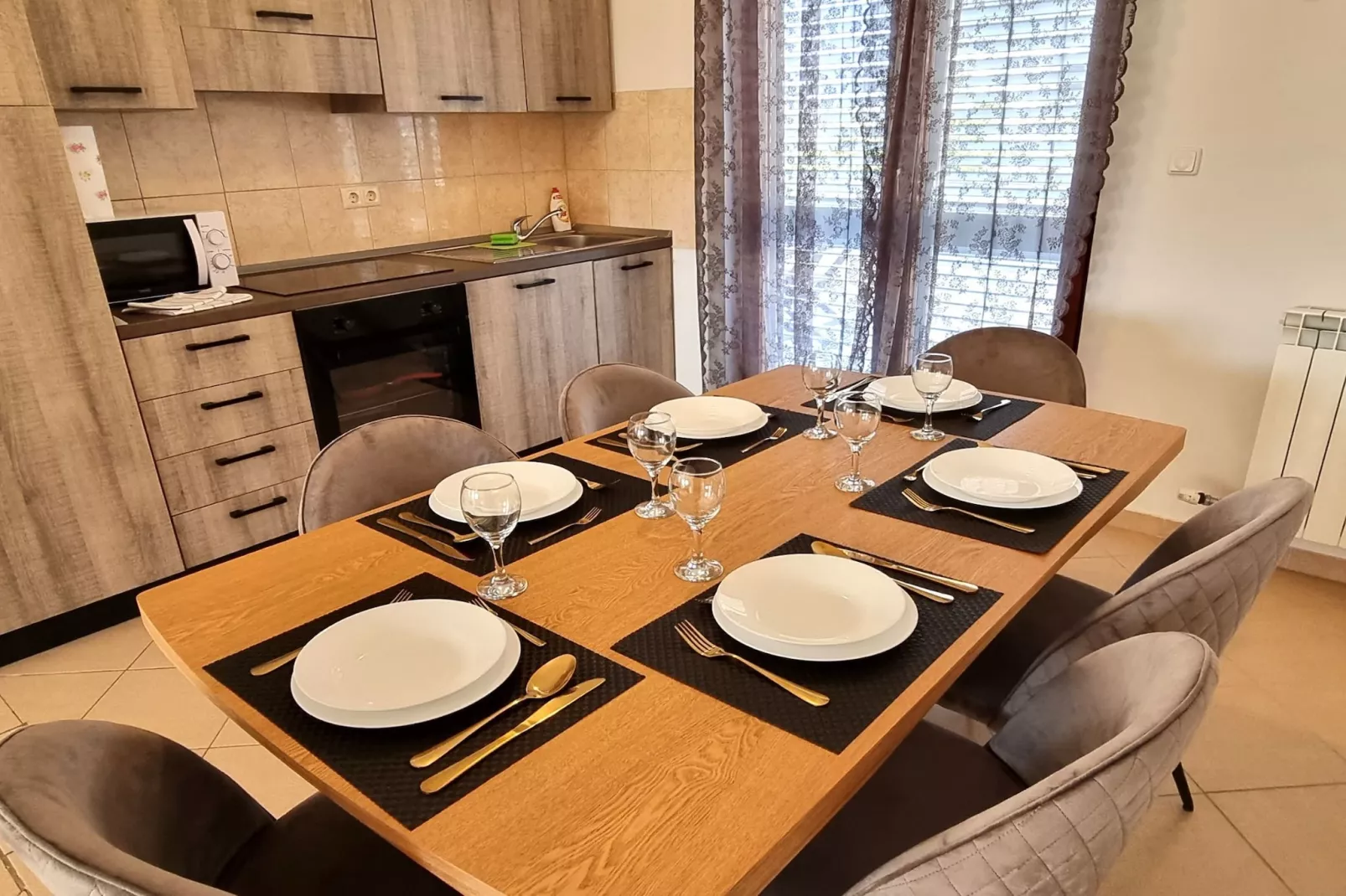 Villa Casa Mia Sabunike A2-Eetkamer