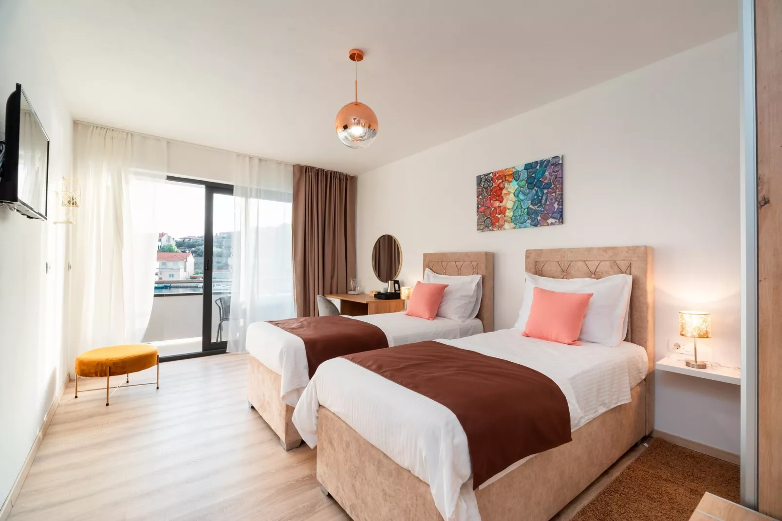 Apartments & Rooms Fisherman's Luck - Superior Twin Room with Balcony and Sea View-Slaapkamer