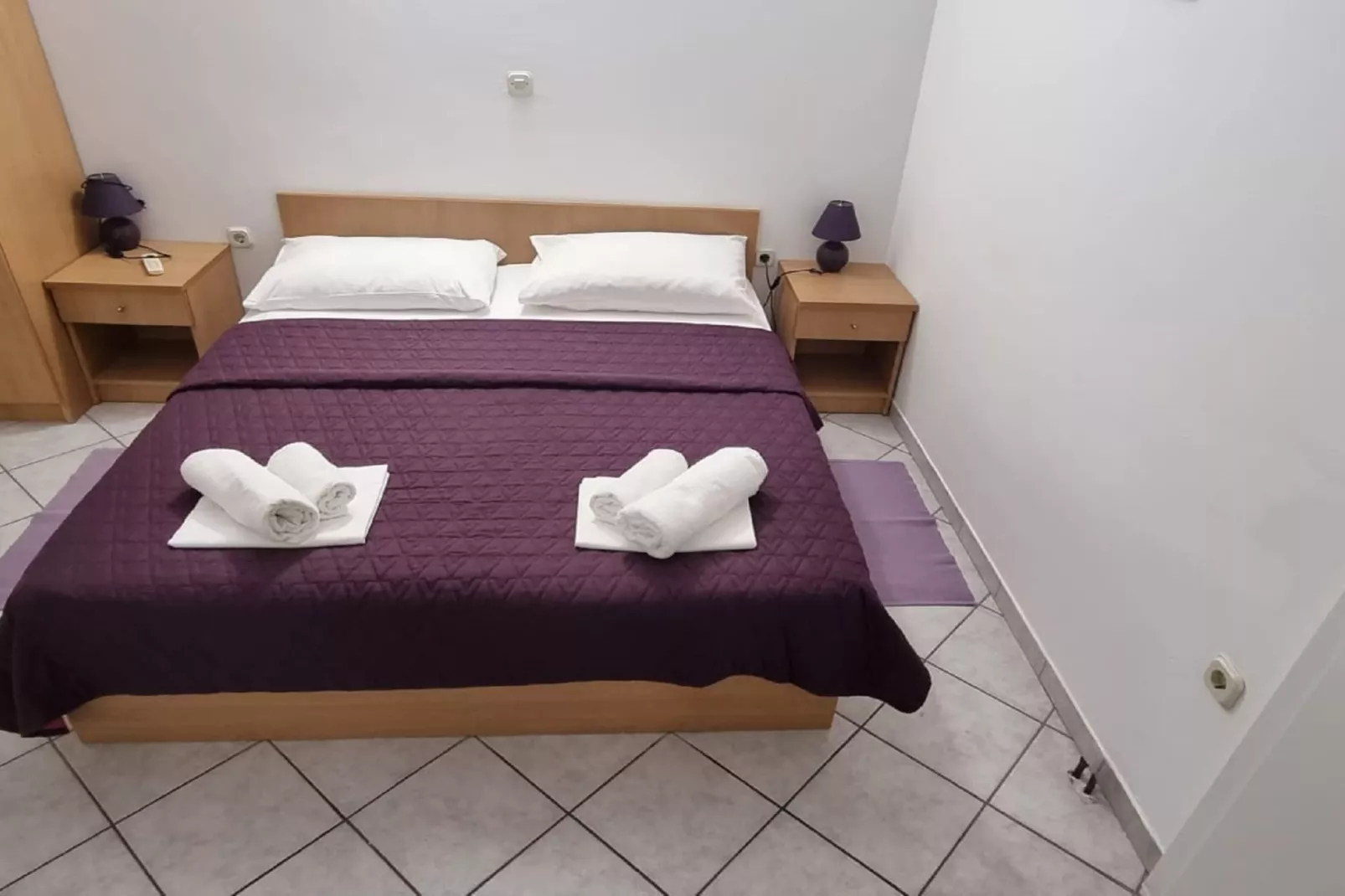 Apartments Pansion Franka 3* - Classic One Bedroom Apartment with Garden View - APT 10