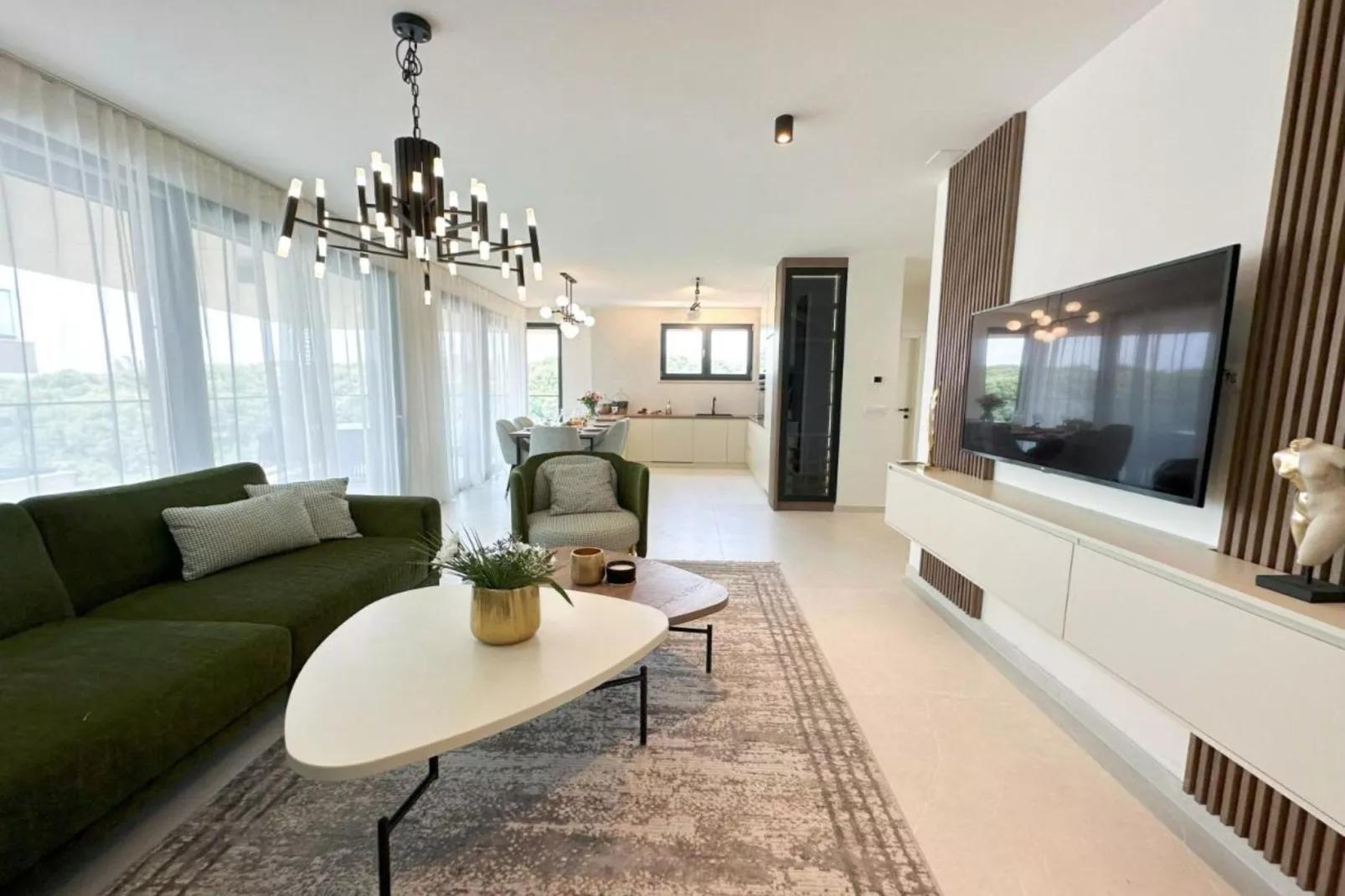 Leonarda Waterfront Residences- Three-Bedroom Penthouse  (The Riviera Three) -S3-Woonkamer