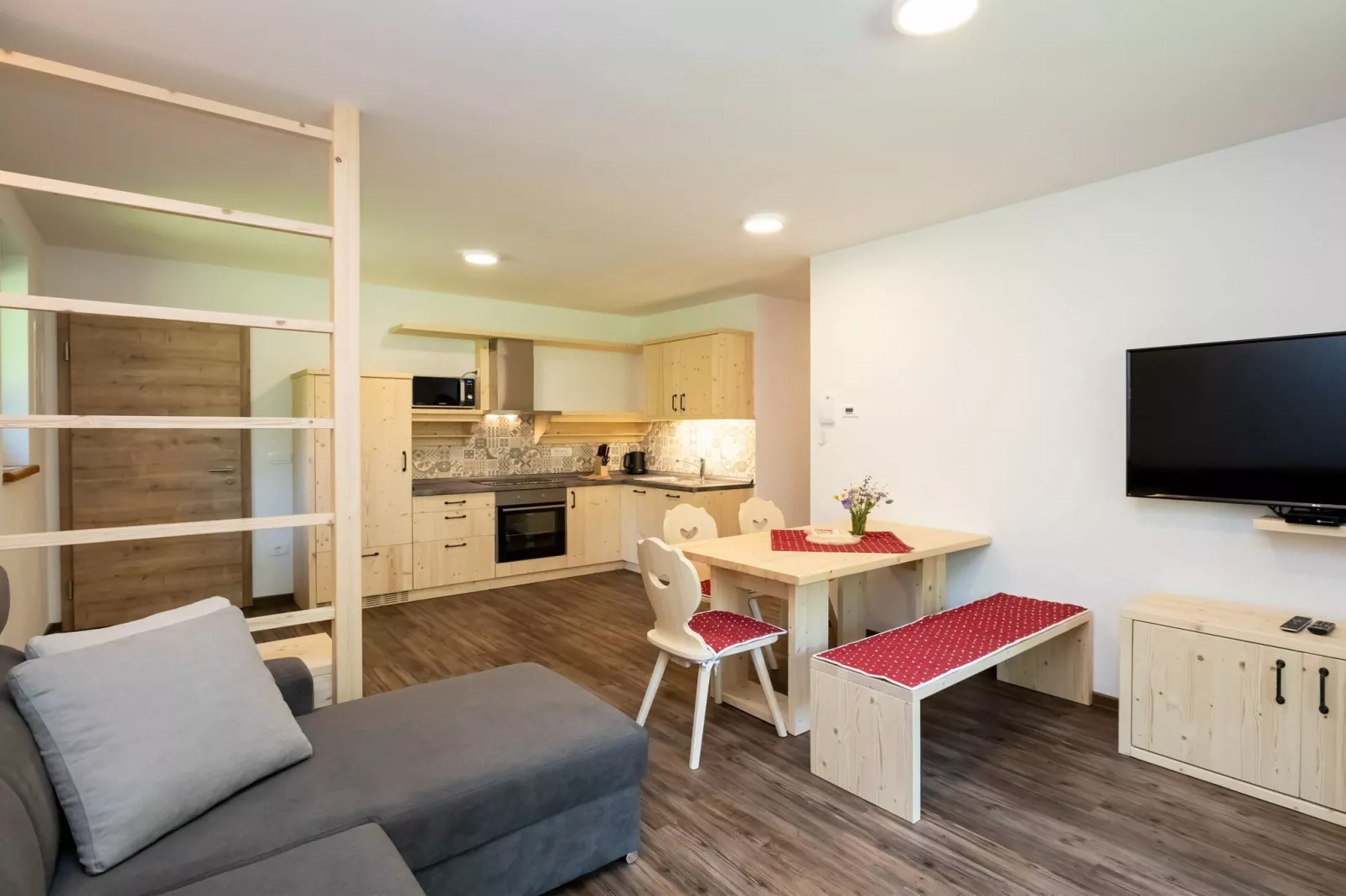 The Woodland Nook Apartments Bohinj - Classic Two Bedroom Apartment with Balcony (owner C)-Keuken