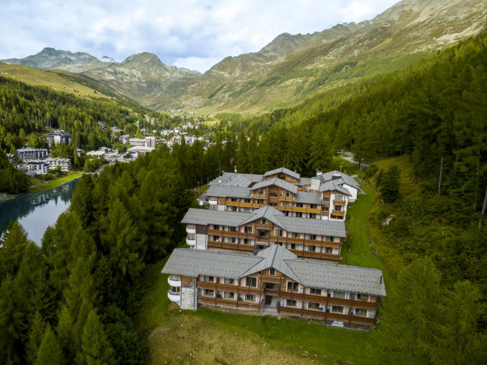 Residence gli Scoiattoli-Buiten