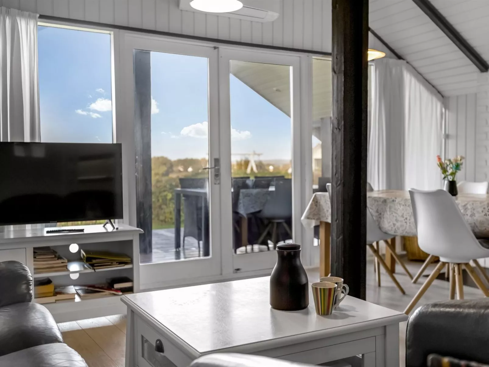 "Filipa" - 200m from the sea-Binnen