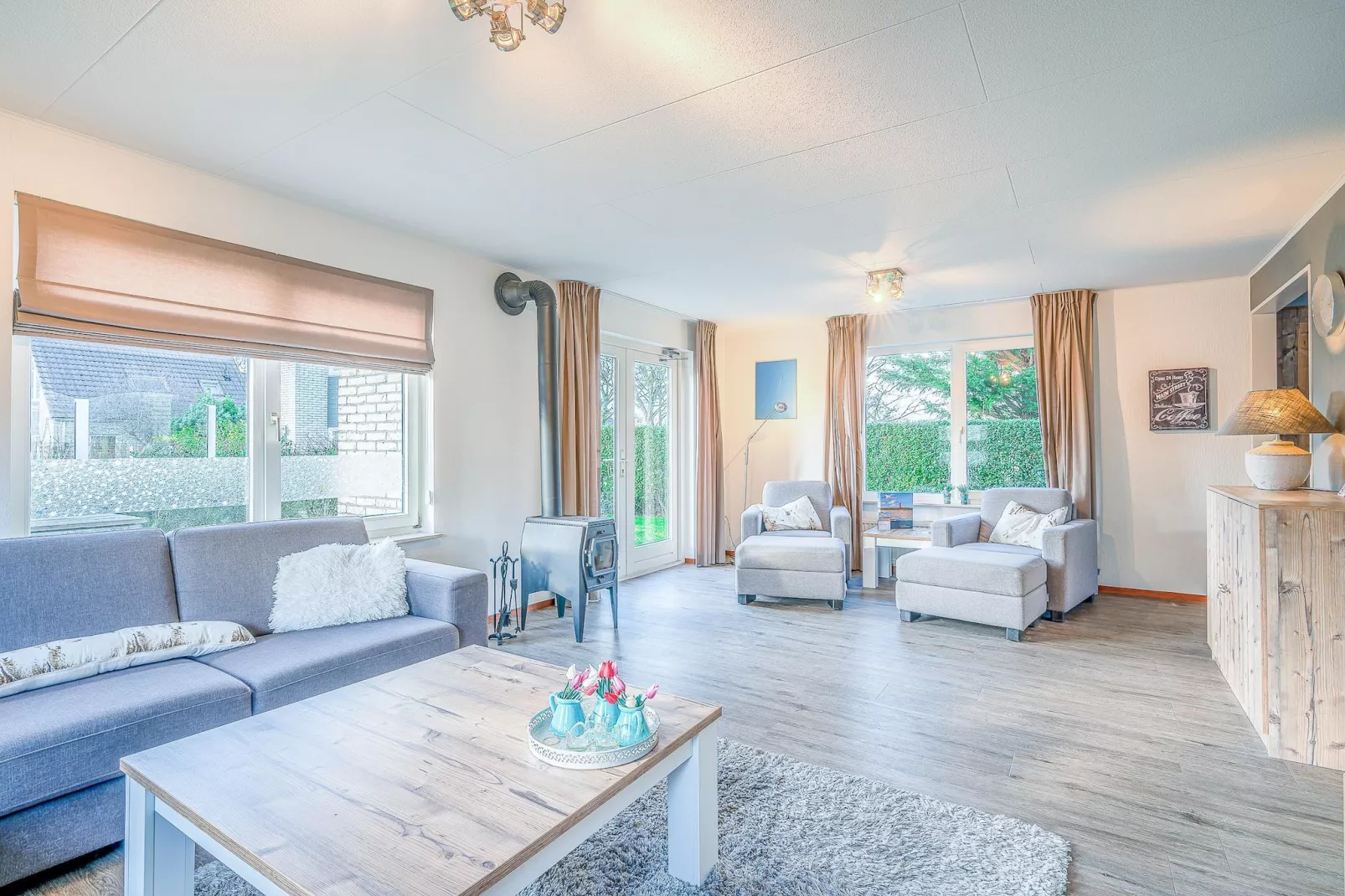 Kamperfoelie 87-Woonkamer