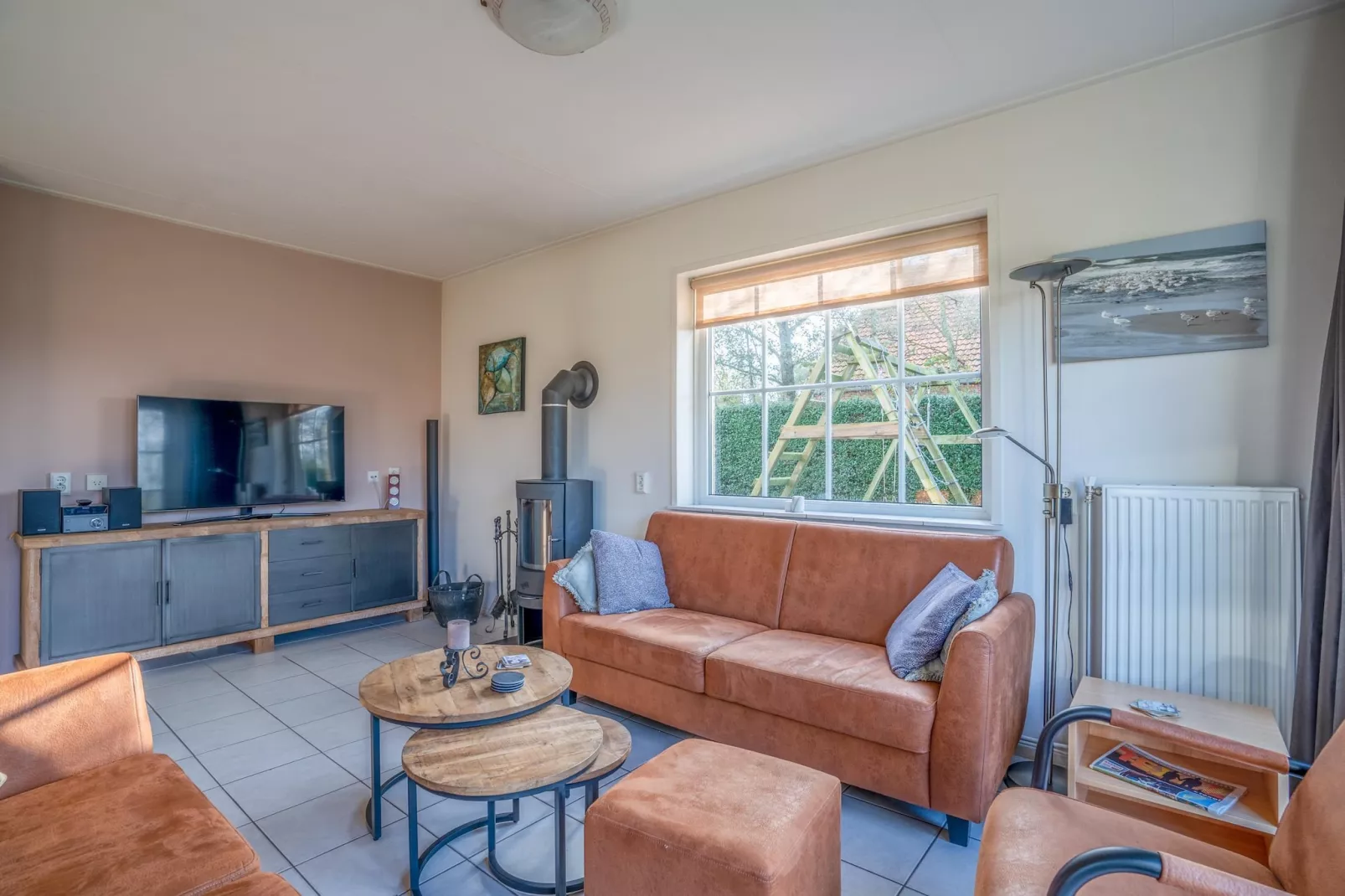 De Annabella 13- De Tjiftjaf-Woonkamer