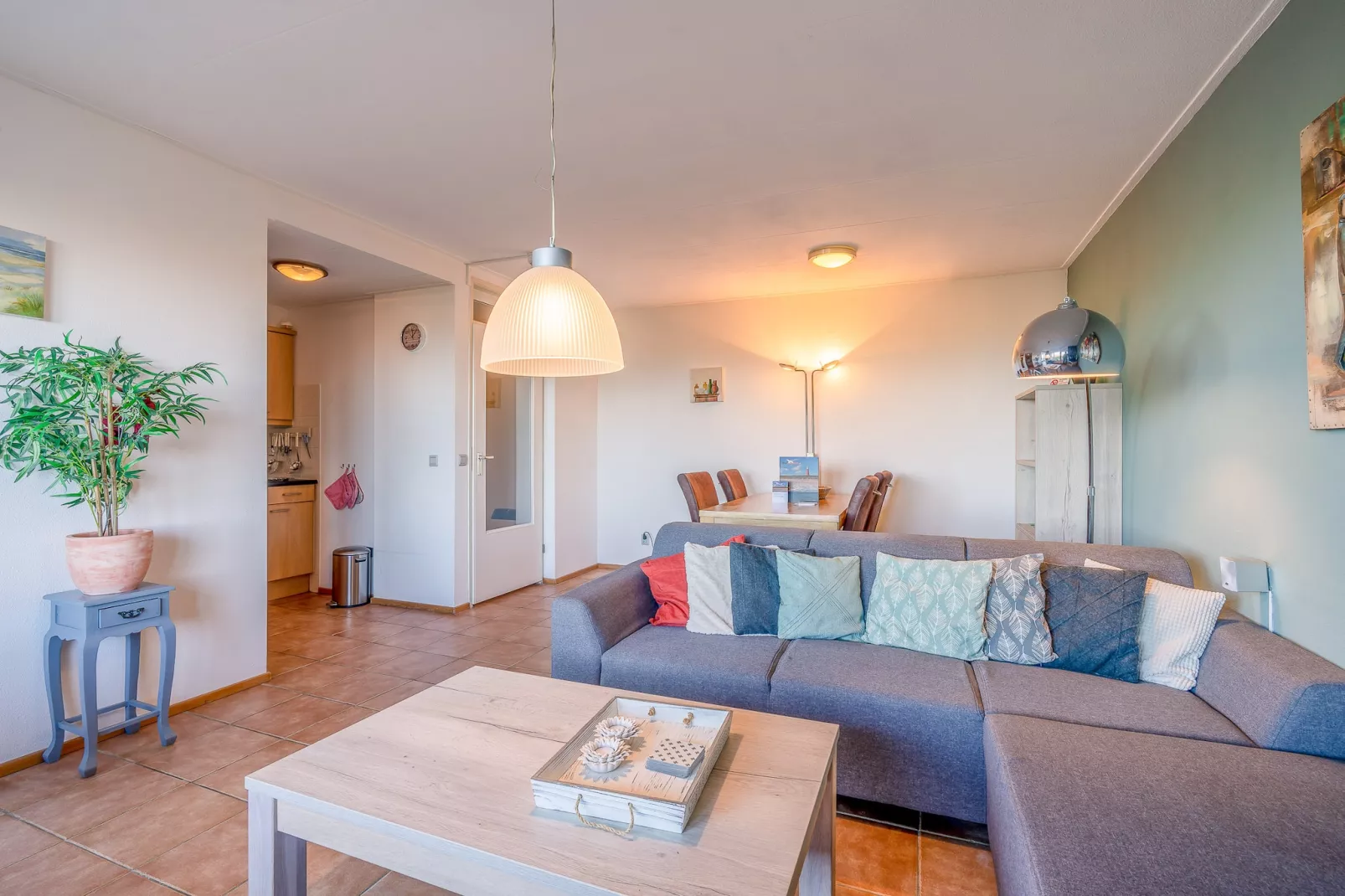 Juliana 062-Woonkamer