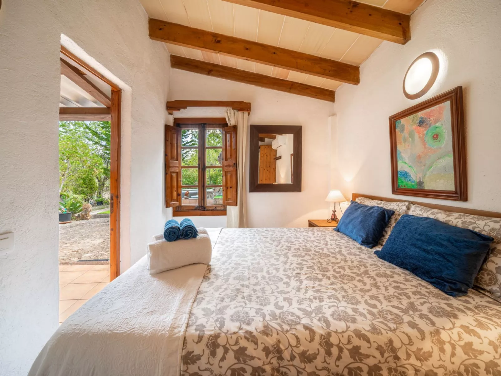 La Salve Can Jordi-Binnen