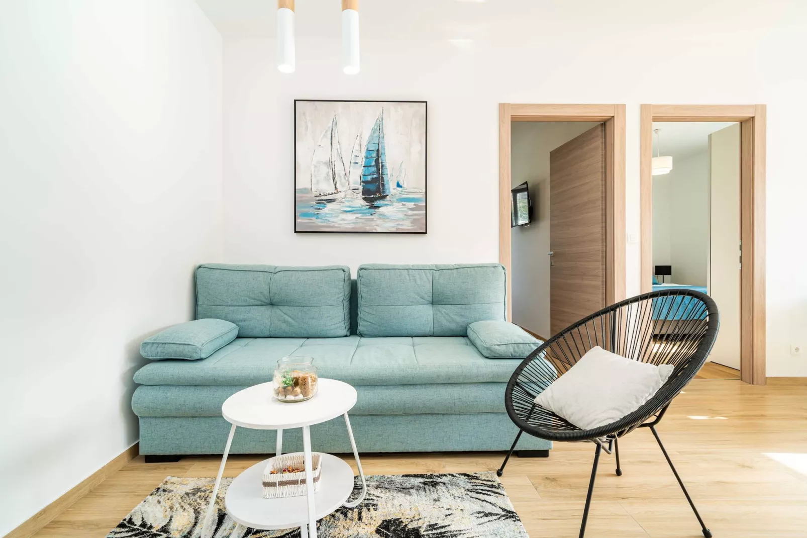 Apartment Zoric - Two Bedroom Apartment with Balcony-Woonkamer