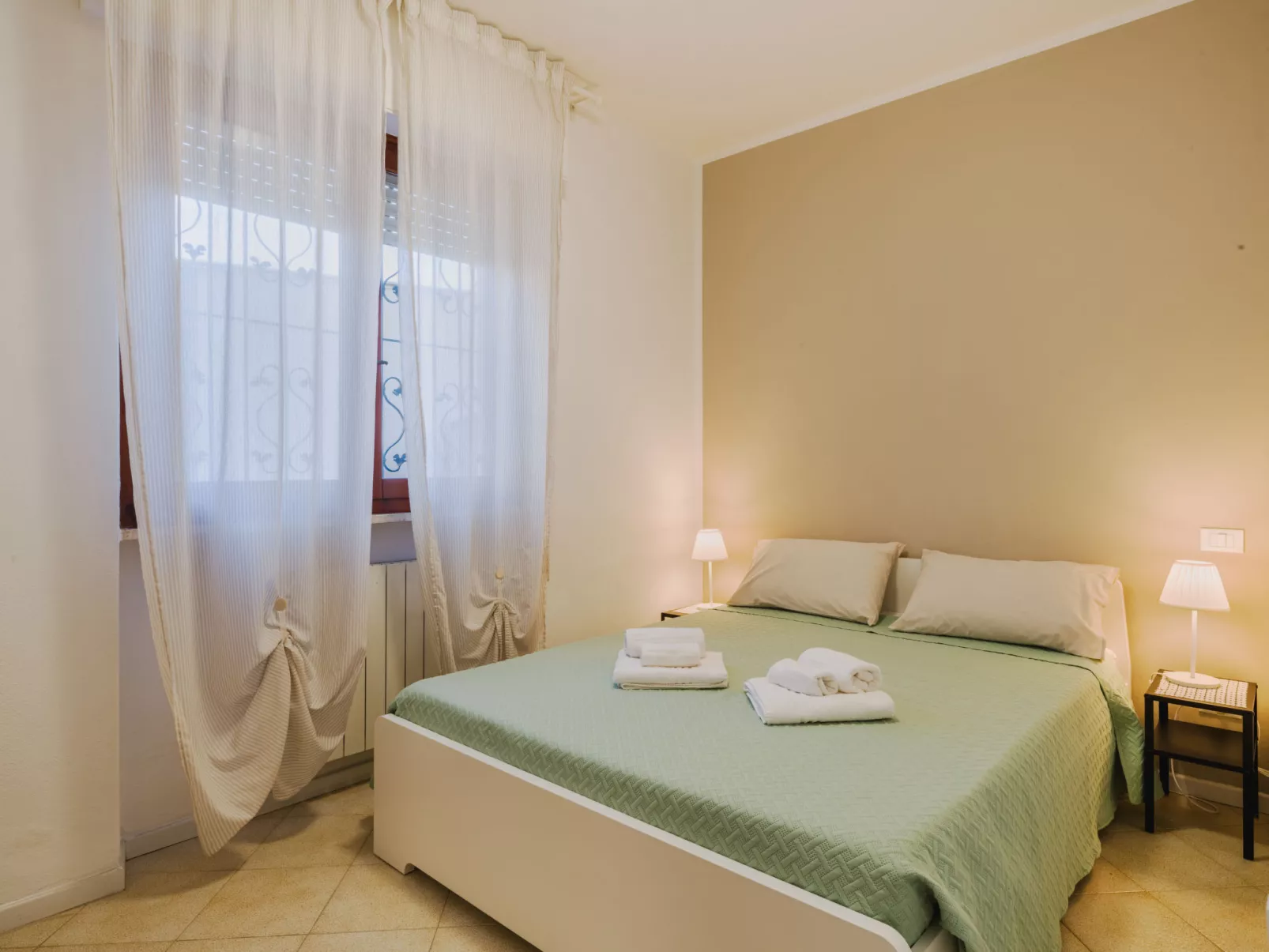 Sunflower piano terra-Binnen