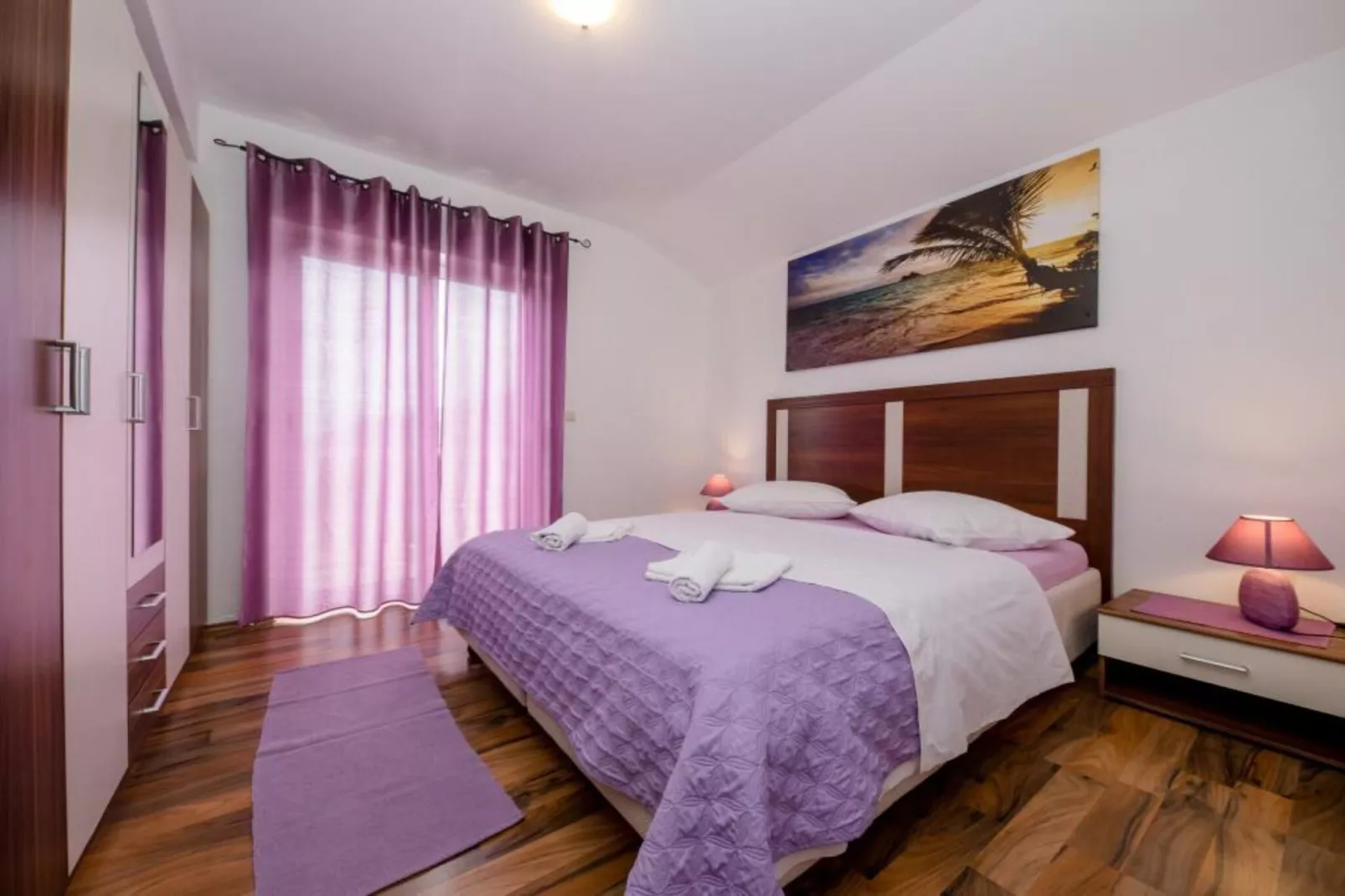 Three Bedroom Apartment with Terrace 2-Slaapkamer