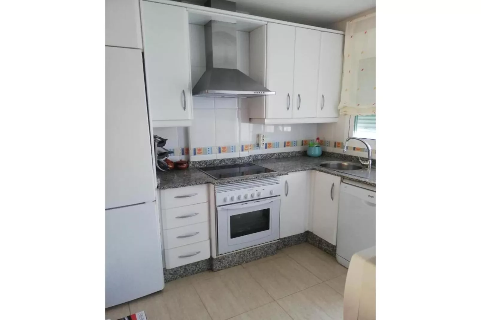 CT 345 AL - Faro's Cala Marques Townhouse-Keuken