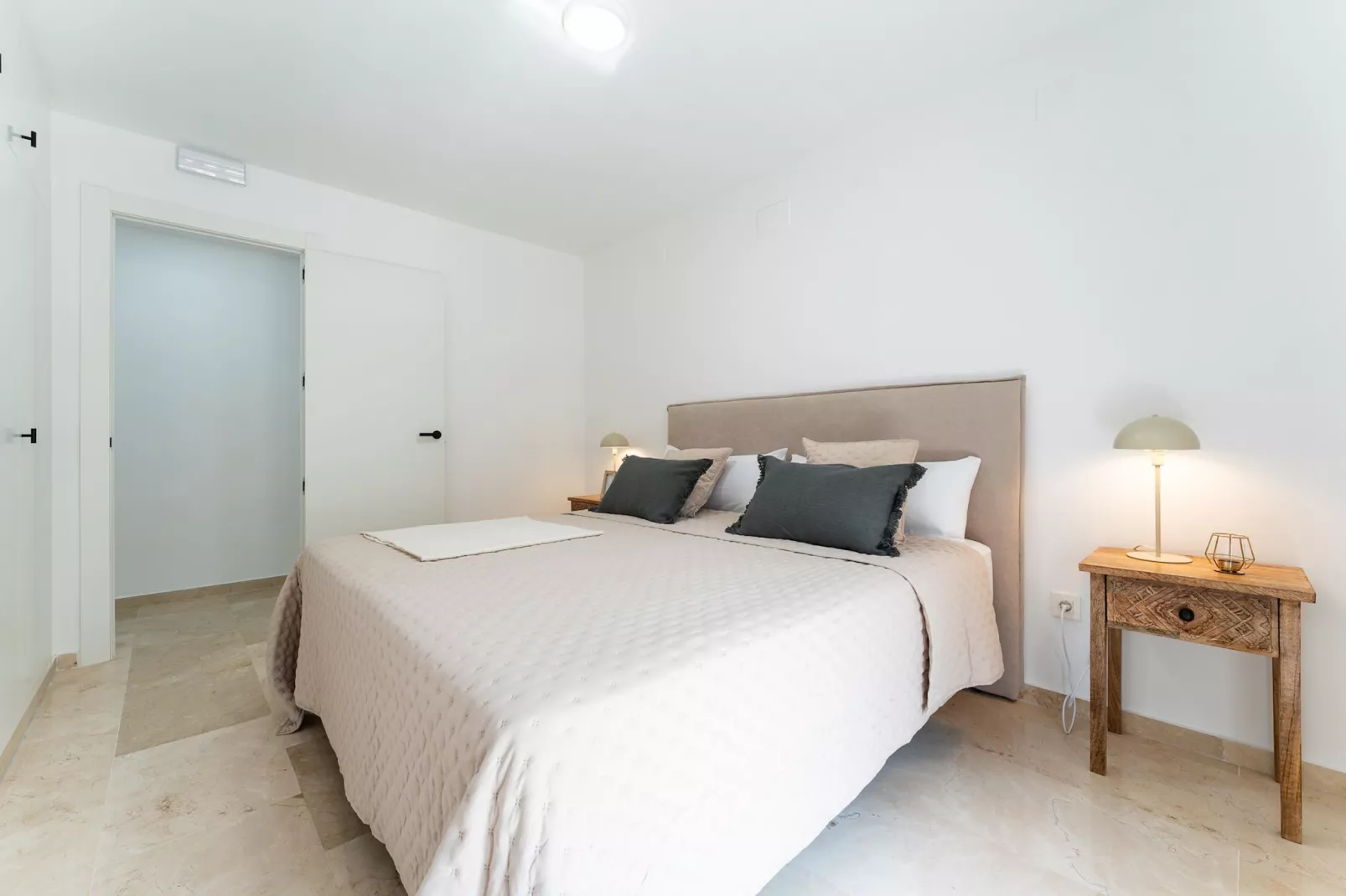 CT 393 - Faro's Soulrise Rooftop - Marbella Beach-Slaapkamer