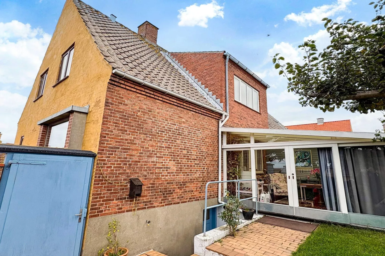 Prachtig huis met uitzicht op zee-Buitenlucht