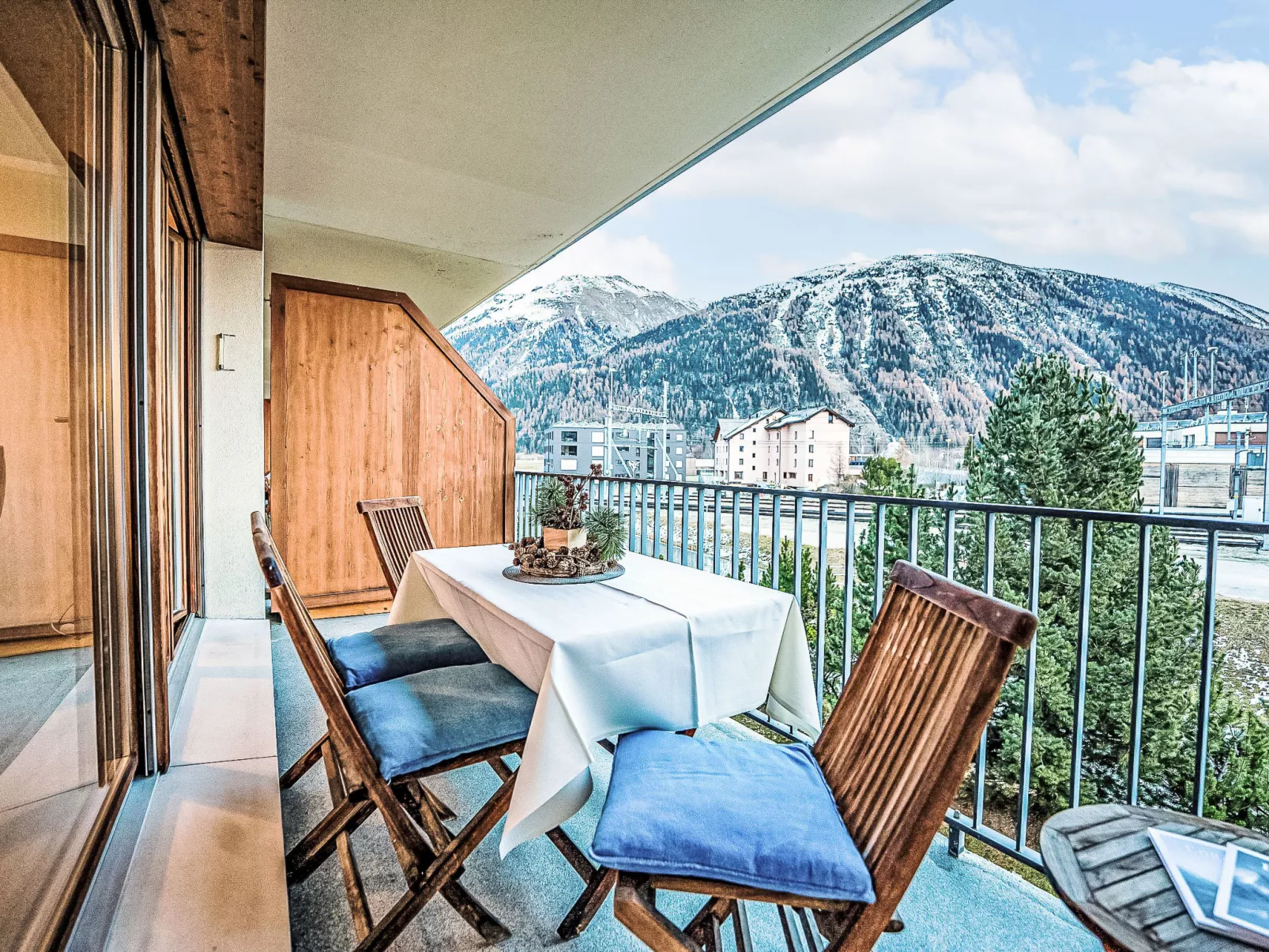 Chesa Promulins-Buiten