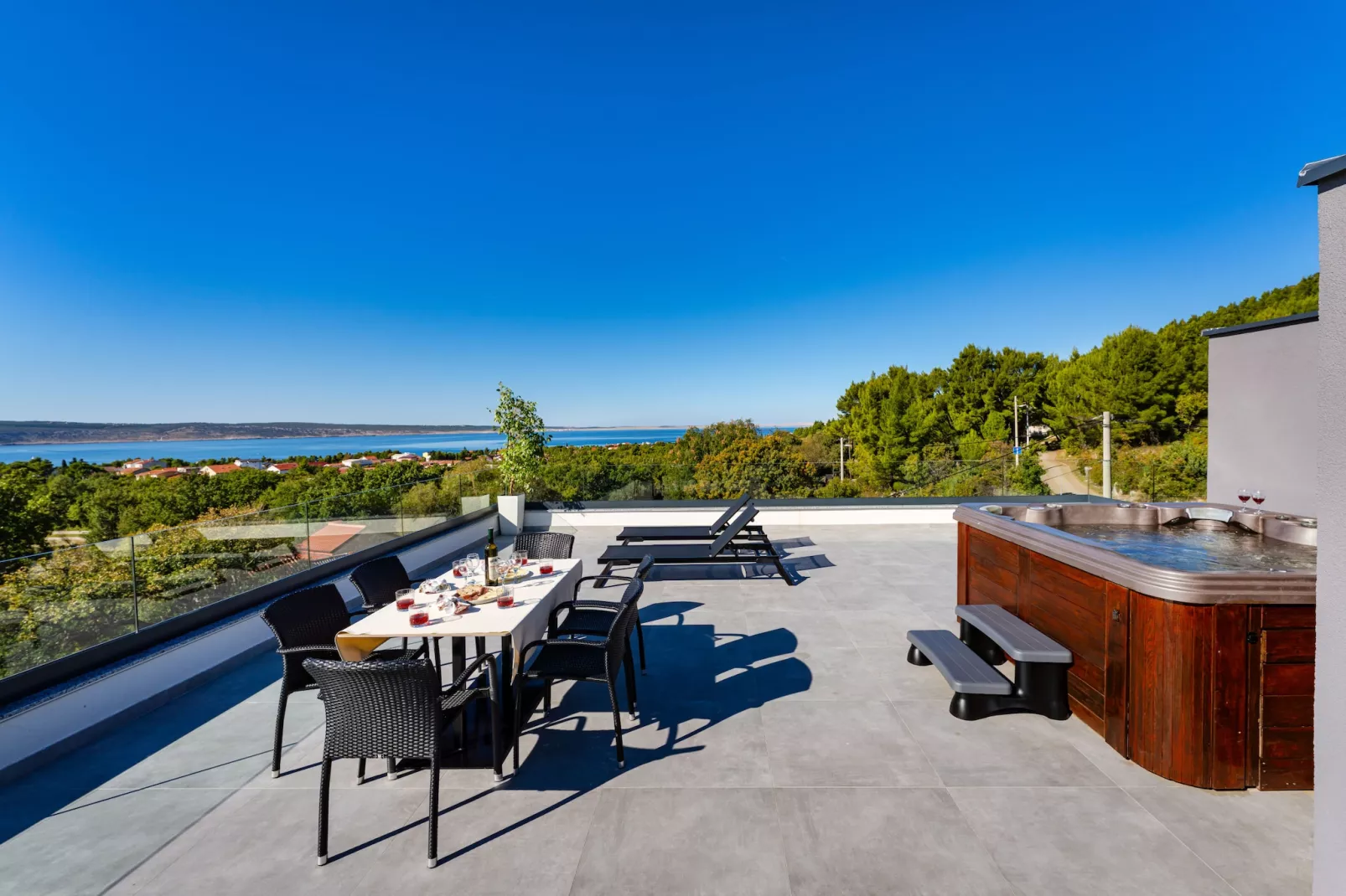 Sea view Villa Senti-Terrasbalkon