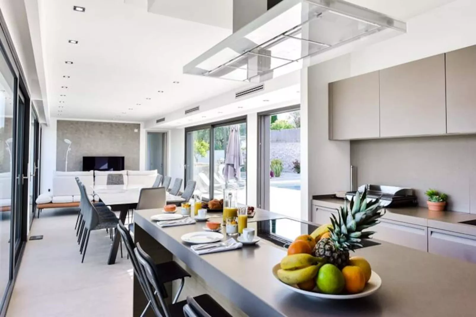 Résidence Villa D&rsquo;architecte Avec Piscine Chauff&eacute;e Pour 10 !-Niet-getagd