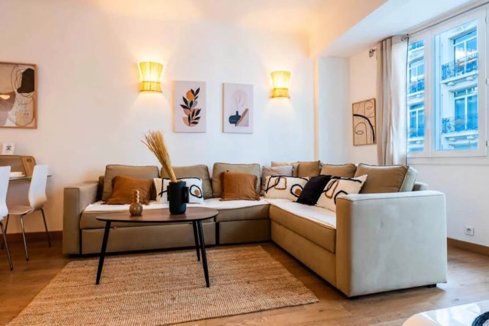 Résidence 3p Avec Terrasse Vue Mer, Face Au Martinez-Niet-getagd