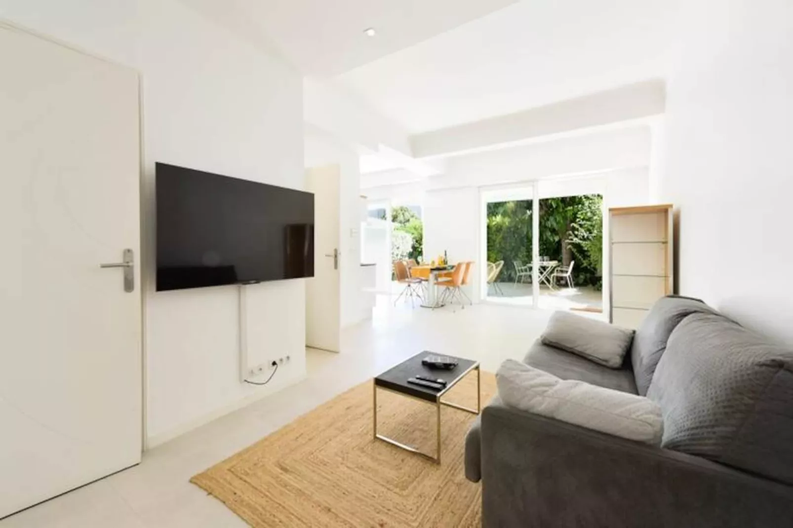 Résidence Rez-de-jardin, Plages à Pied Et Garage-Niet-getagd