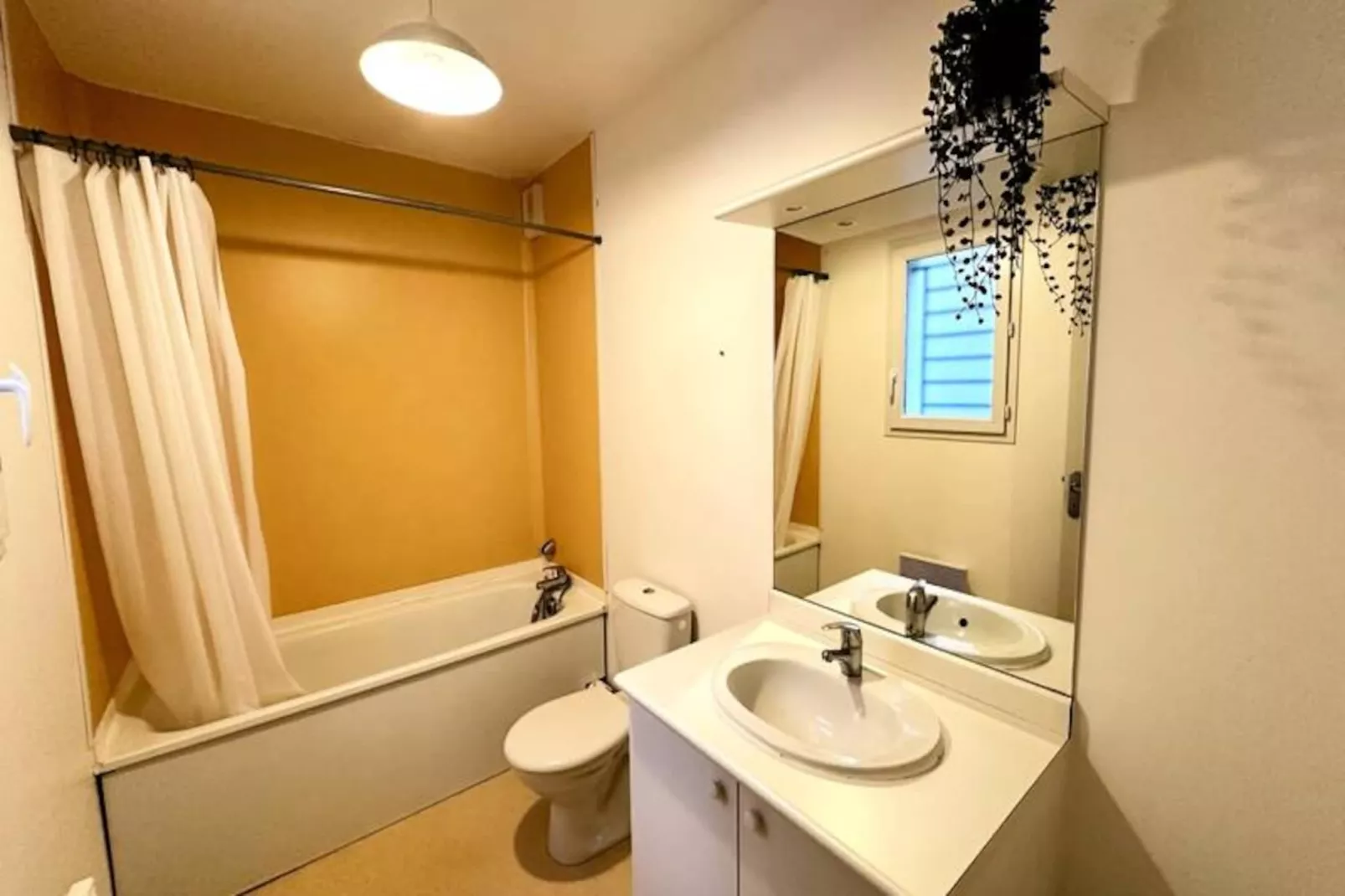 Résidence Les Na&iuml;ades F27 - 1 Chambre Pour 4 Personnes !-Niet-getagd