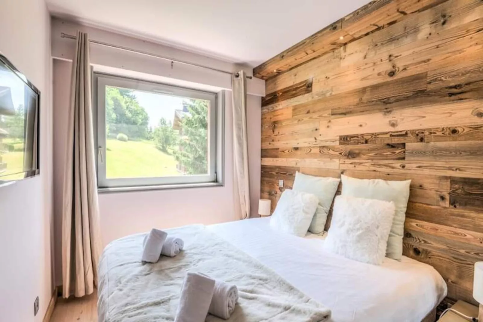 Appartement Le Clos De Rochebrune --Niet-getagd