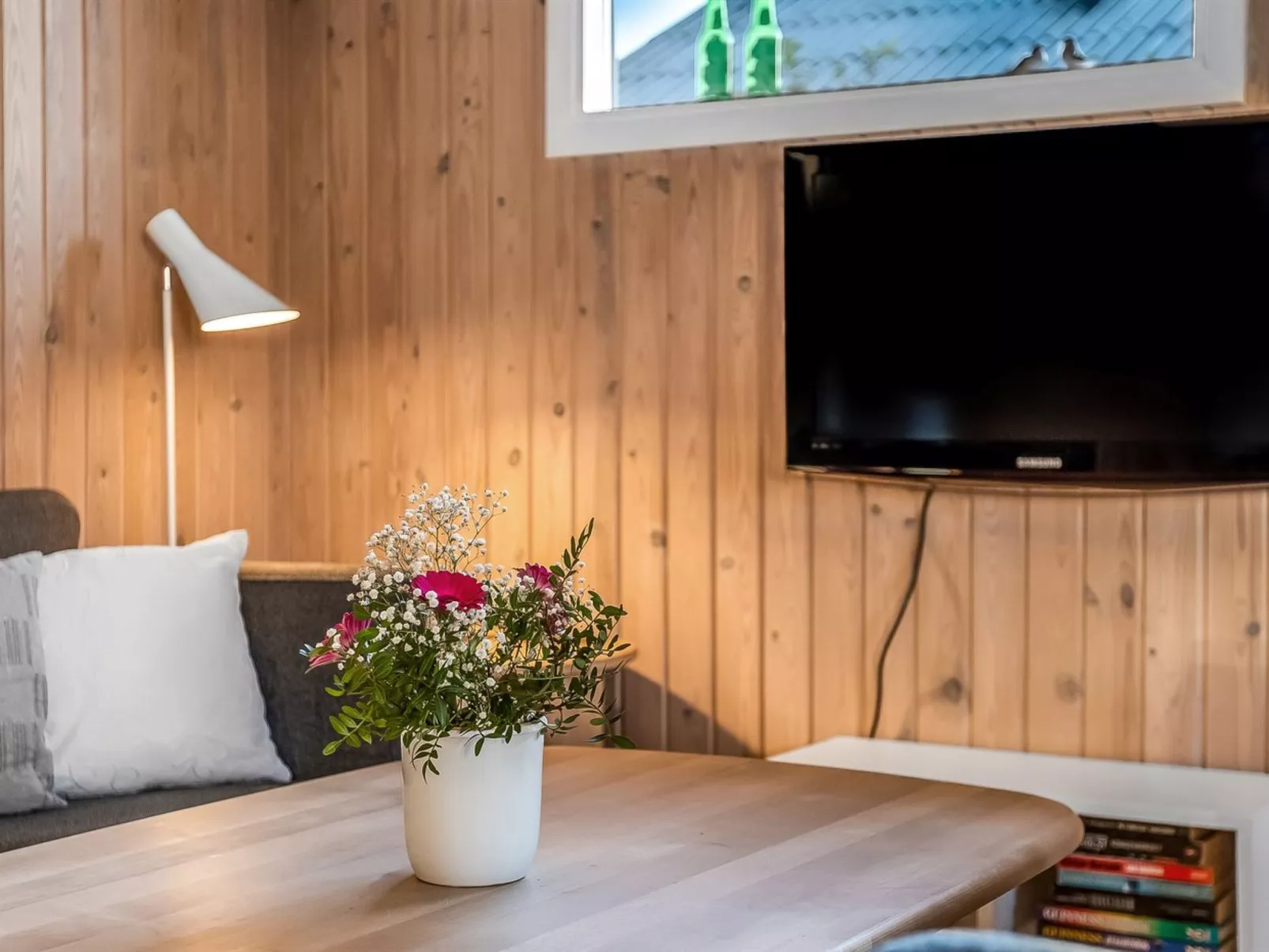 "Pavo" - 200m from the sea-Binnen