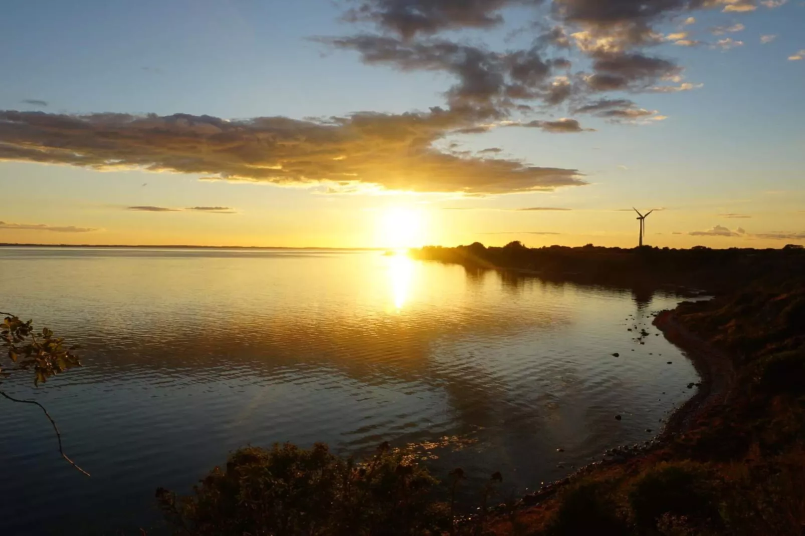 Zeezijde Cottage met Sauna-By Traum