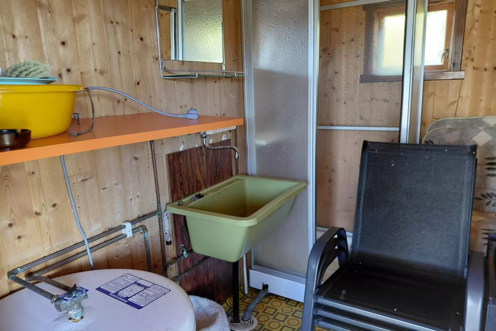 HUS 55767  HYTTE C-Binnen