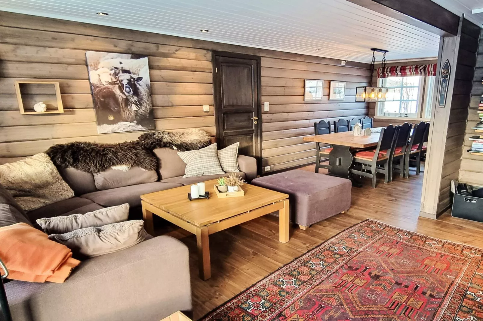 PANORAMAVEI HYTTENR 594 BORTELID