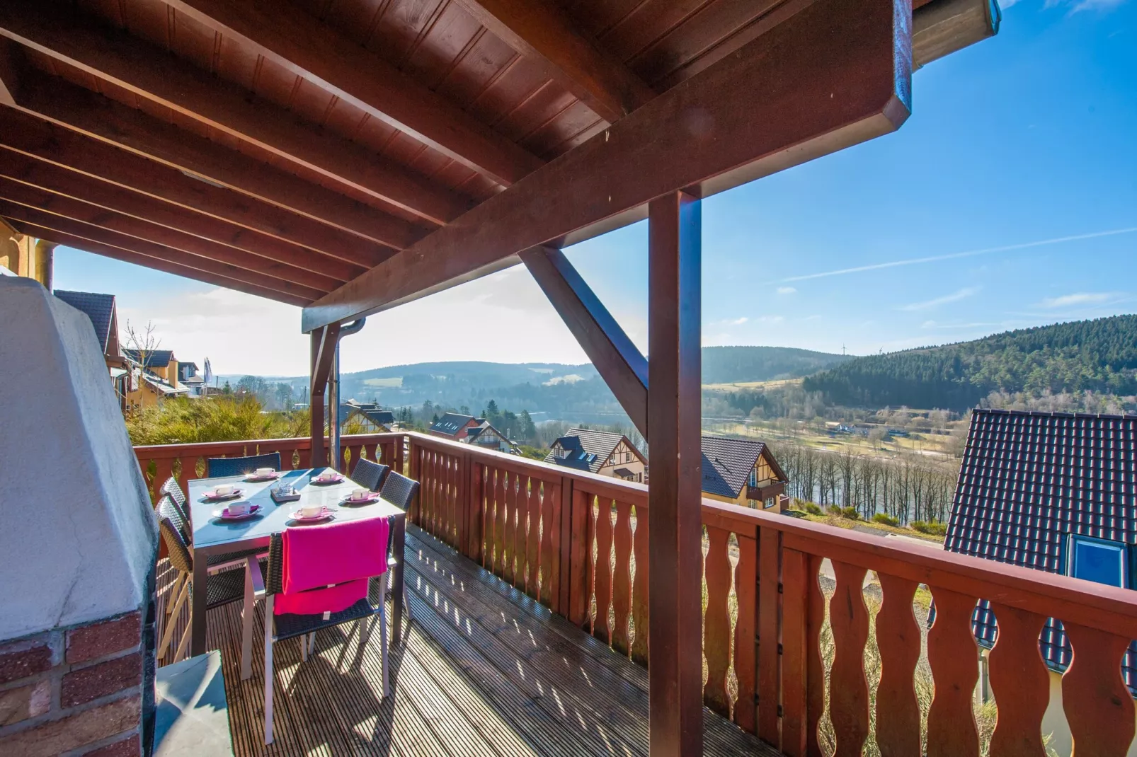 Eifelpark Kronenburger See 5-Terrasbalkon