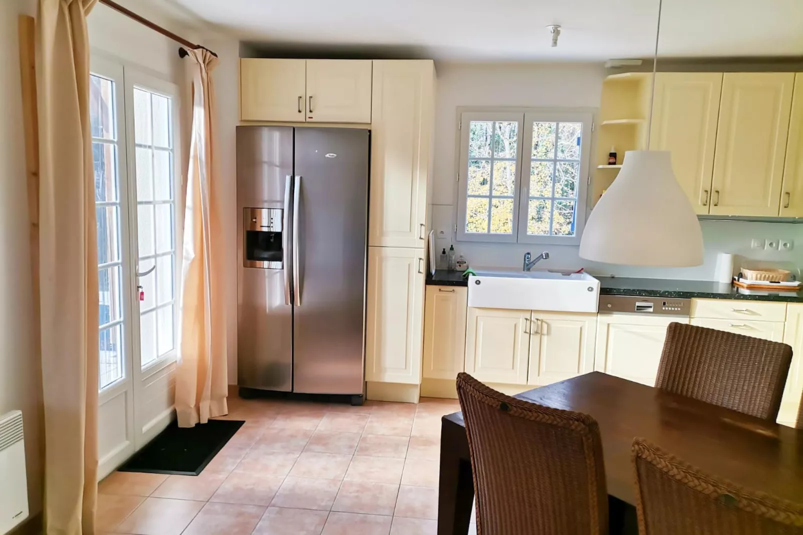 Bourg Est 3-Eetkamer