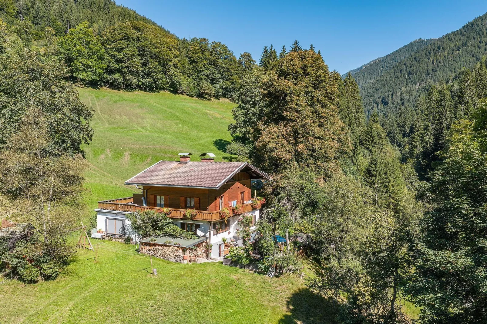 FeWo Kleinpötting Hüttau-Buitenkant zomer