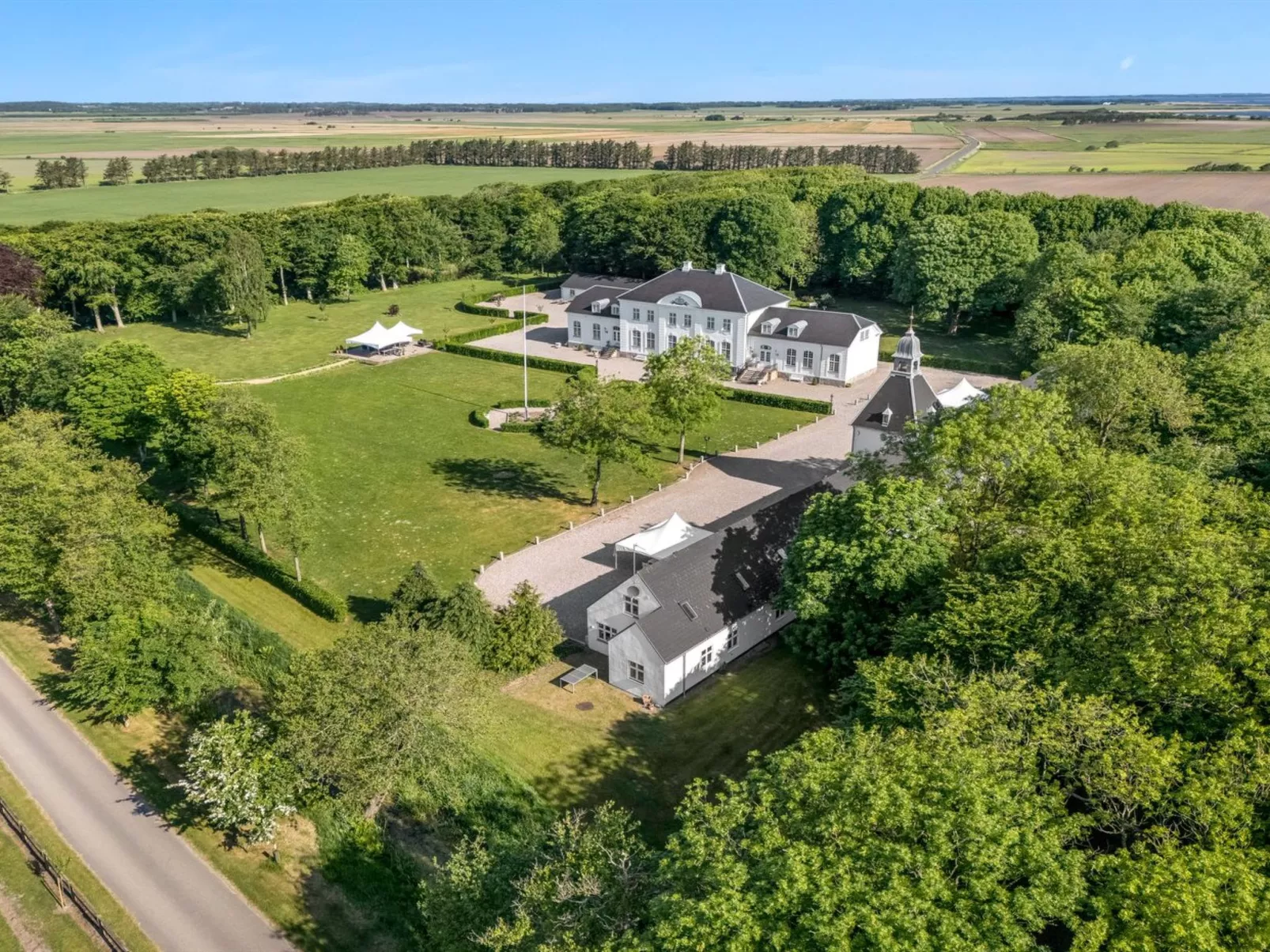 "Edine" - 4.5km from the sea-Buiten