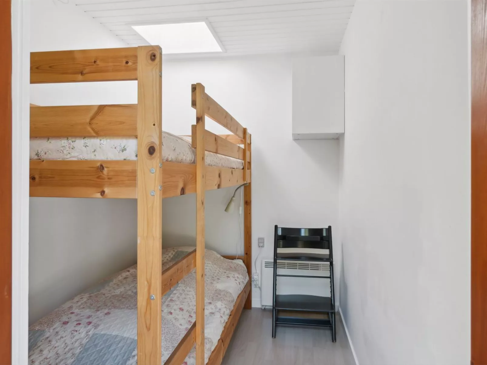 "Anssi" - 300m from the sea-Binnen