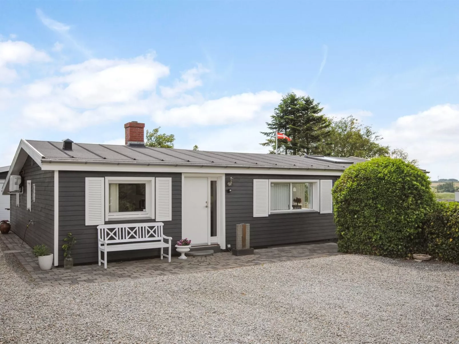 "Annabeth" - 300m to the fjord-Buiten