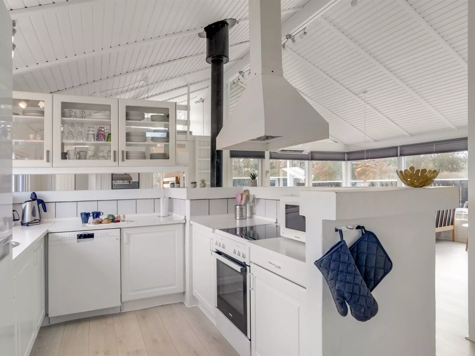 "Franka" - 950m from the sea-Binnen