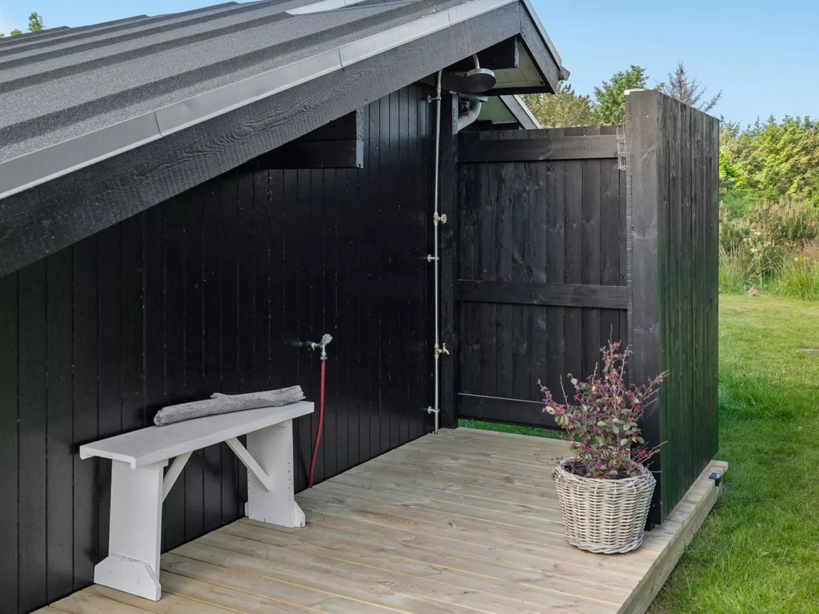 "Skogh" - 600m from the sea-Buiten