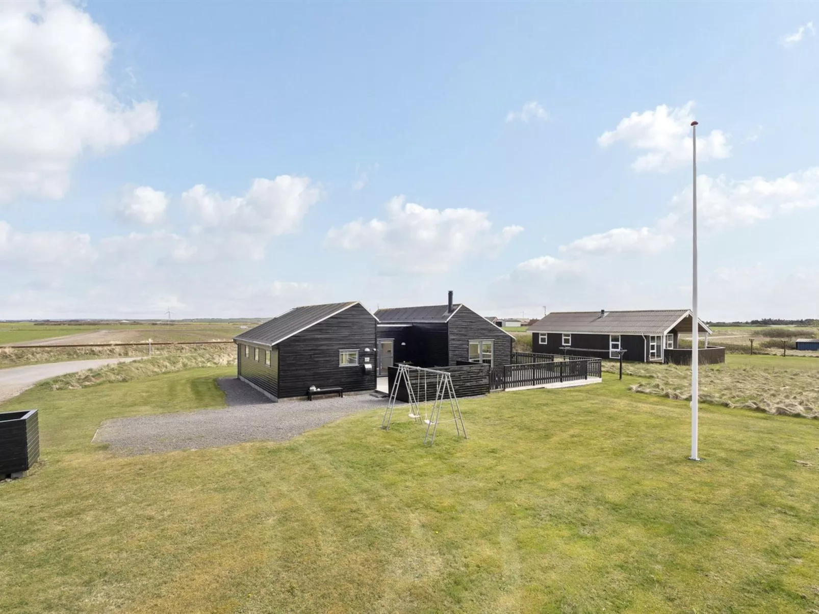 "Damaskin" - 300m from the sea-Buiten