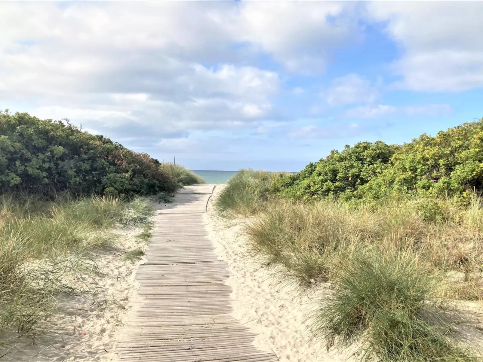 "Kustaa" - 1km from the sea-Buiten