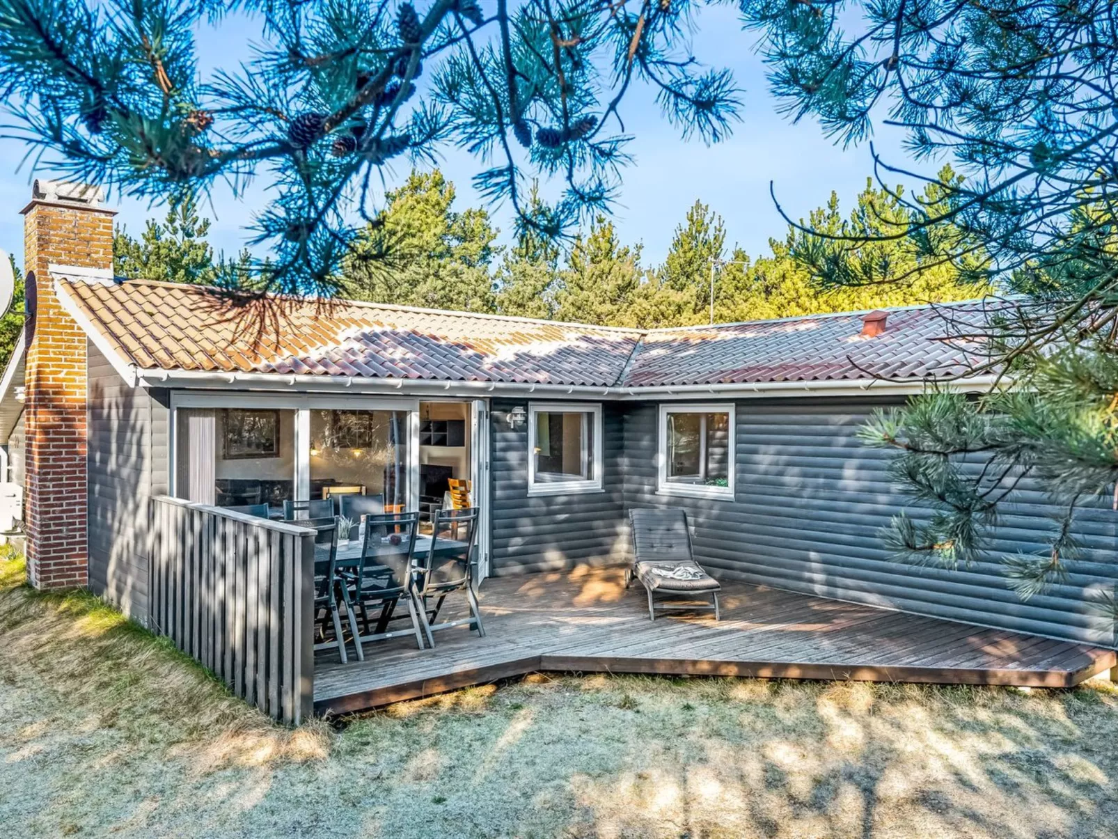 "Jula" - 800m from the sea-Buiten