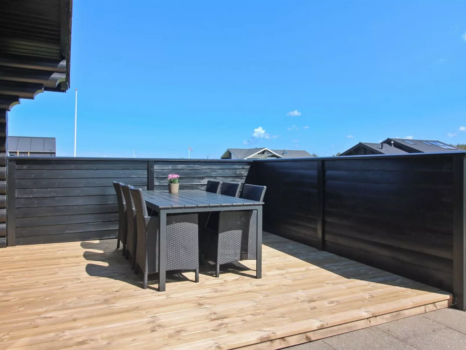 "Salmund" - 600m from the sea-Buiten